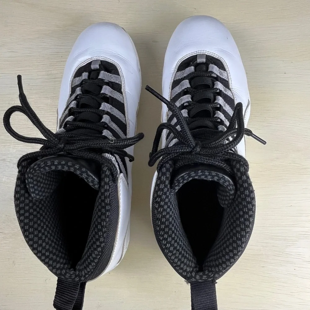 Jordan 10 Retro TD Football Cleats White Black Silver CQ2073-100 Mens 10